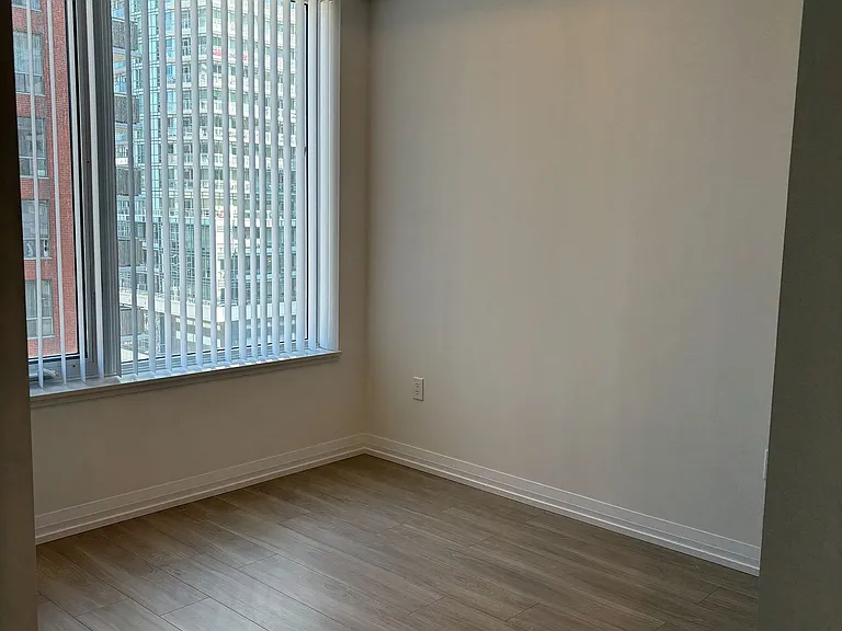 50 Dunfield Ave #917 — Photo 7