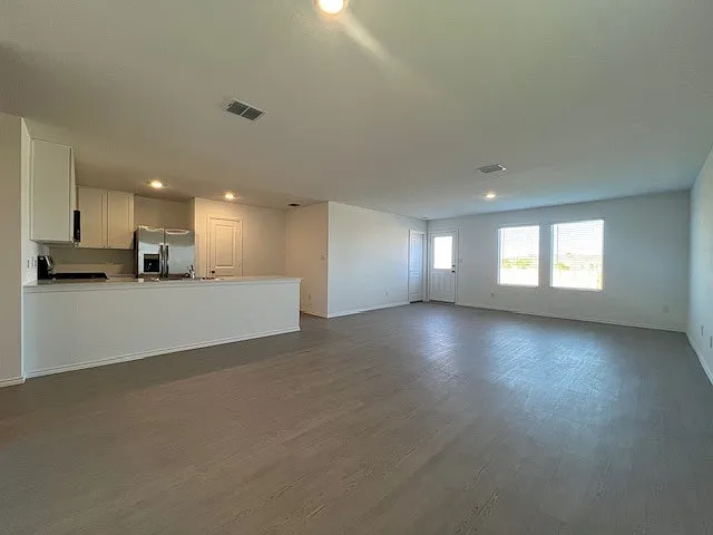 531 Paris Street - 1 — Photo 4