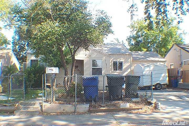 1st image of 971 Acacia Ave