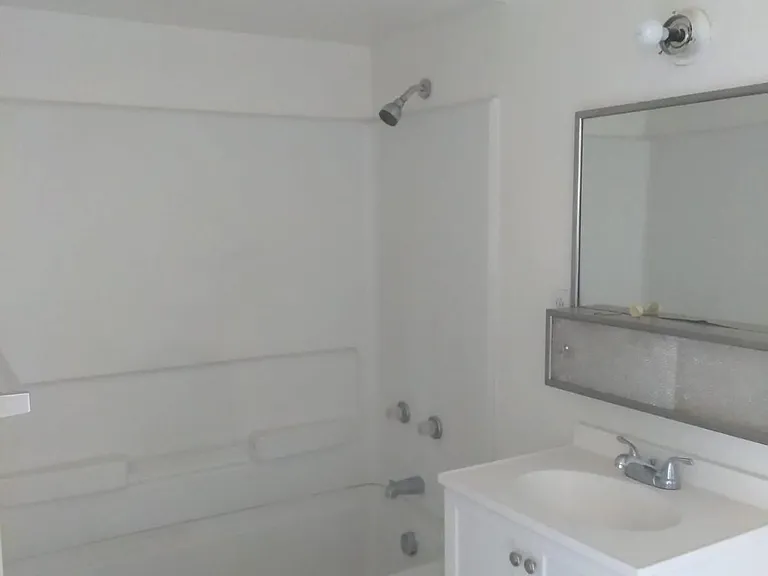 3892 Palos Verdes St — Photo 13