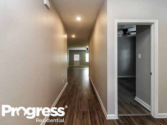 3rd image of 5508 McMahan Ln