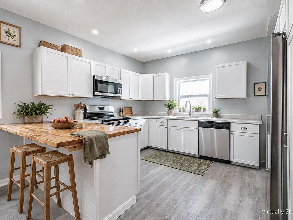 1st image of 74 Lincoln Avenue