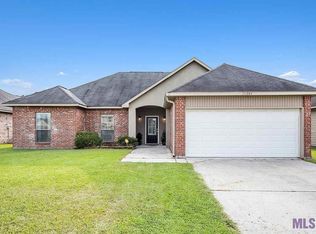 26084 Avondale Ct, Denham Springs, LA 70726