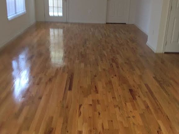 4th image of 115 Susan Dr
