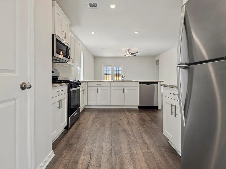 15450 Maple Terrace Dr — Photo 7