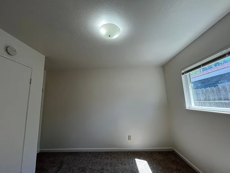 8890 Arcade Rd — Photo 21
