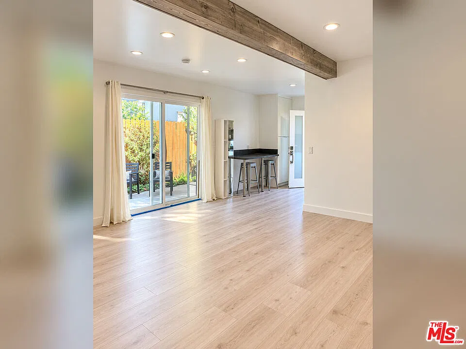 Studio, 1.0 bath, 500 sqft, $2,400 — Photo 2