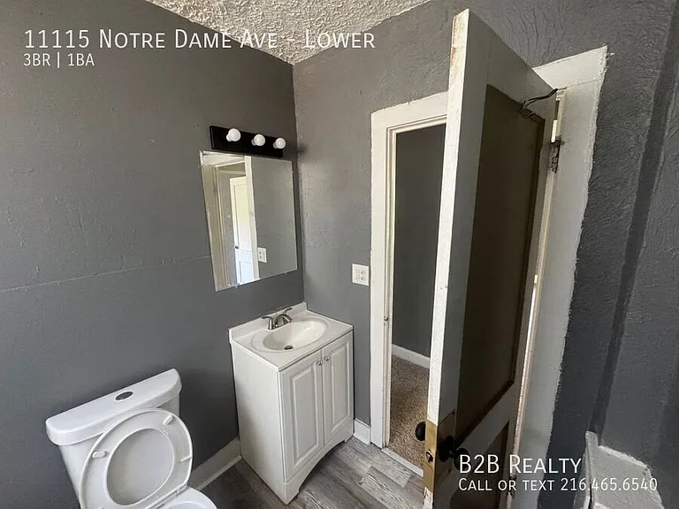 11115 Notre Dame Ave #LOWER — Photo 3
