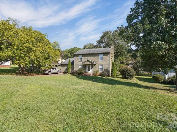 204 Hughey Dr, Gastonia, NC 28056