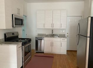 1350 N Greenview Ave #1R, Chicago, IL 60642