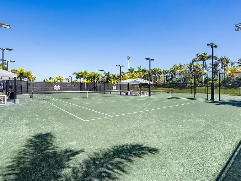 21015 Tangelo Tree Dr — Photo 32