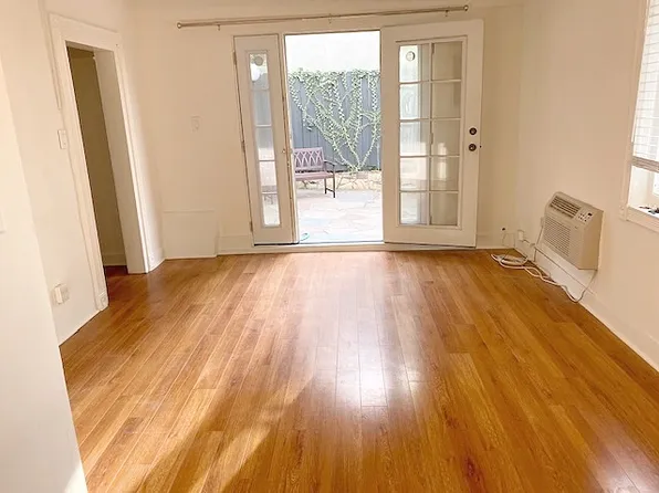 907 Maltman Ave, Los Angeles, CA
