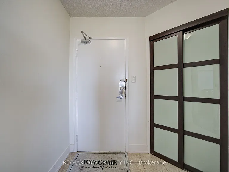 3559 Eglinton Ave W #1309 — Photo 6