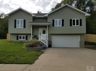 175 Vica Ln, Fort Madison, IA 52627