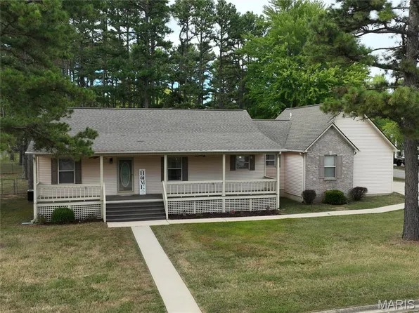 3011 Wolf Run, Poplar Bluff, MO 63901