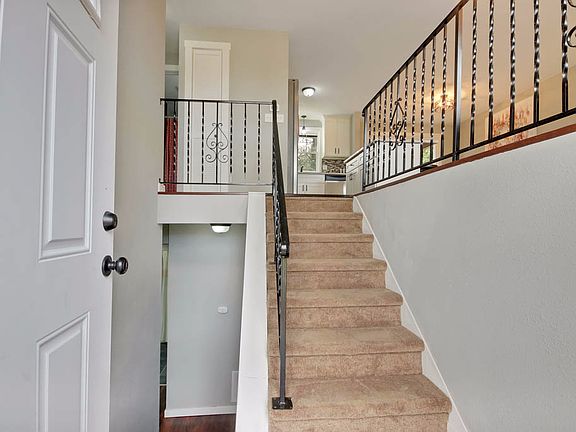 4th image of 8422 S 16th St