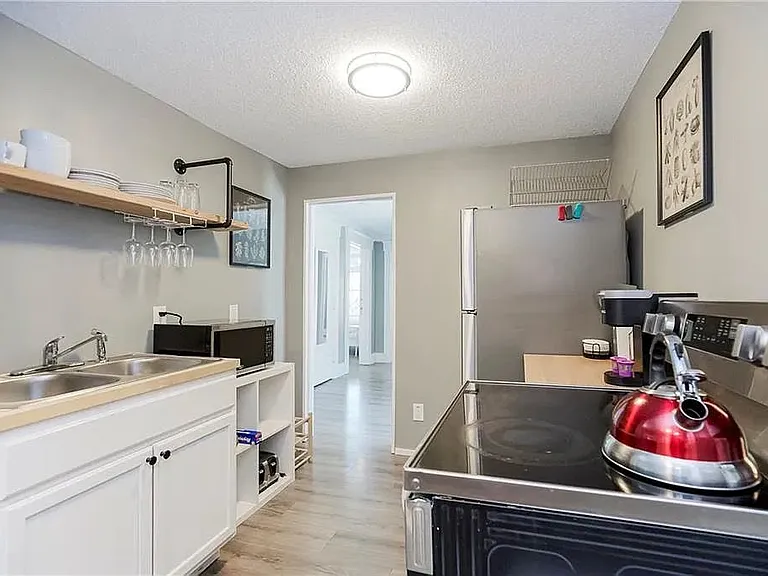 4625 Harrison St #TOPFLOOR — Photo 5