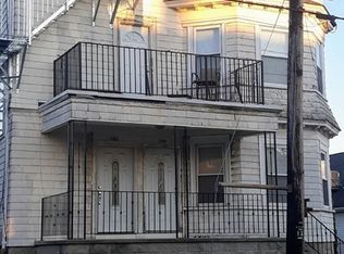 242 Stafford Rd, Fall River, MA 02721