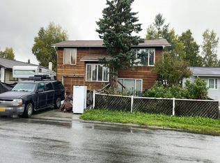 3225 E 19th Ct, Anchorage, AK 99508