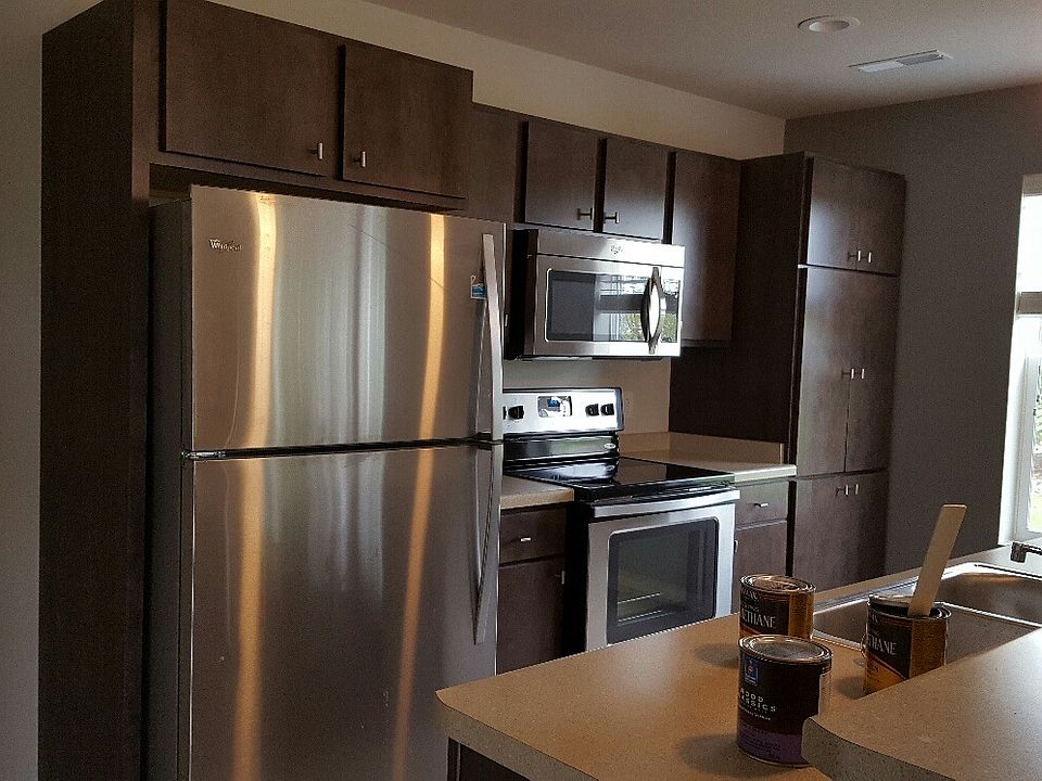 1st image of 651 21st St Unit 24