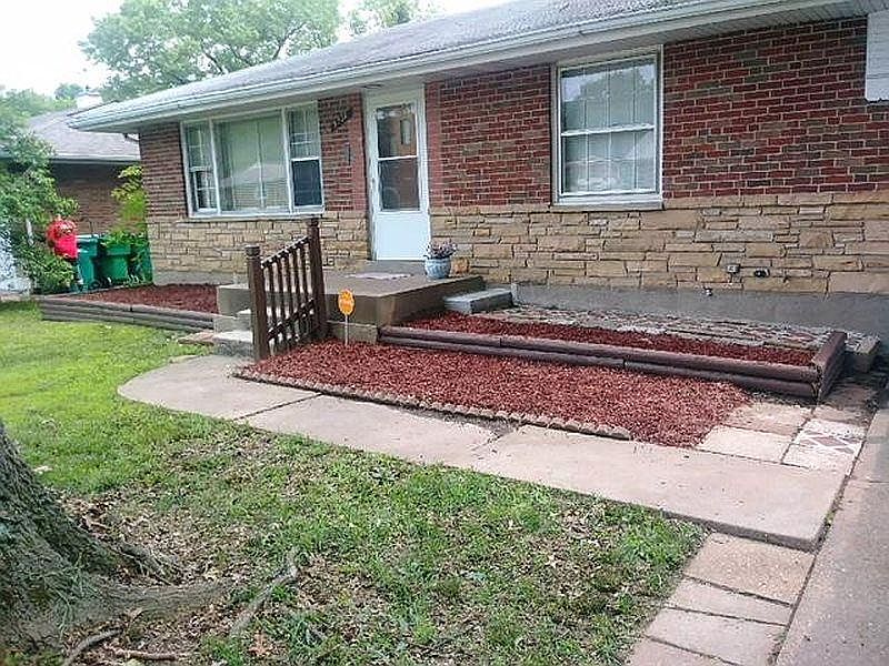 1st image of 9736 Colony Dr
