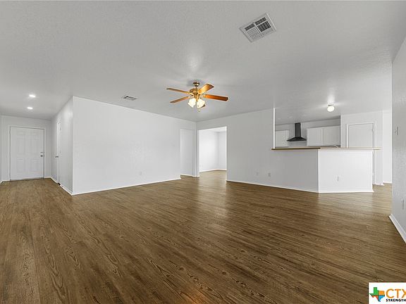 5th image of 5103 Lauren Lea Dr