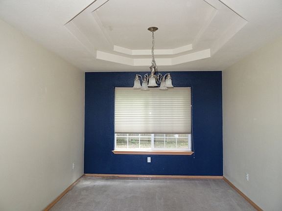 5th image of 13906 Dogwood Ct