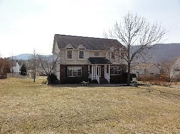 1st image of 44 Wembley Ct