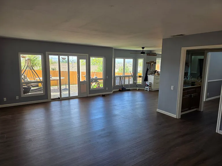 1445 Vaquero Gln — Photo 6