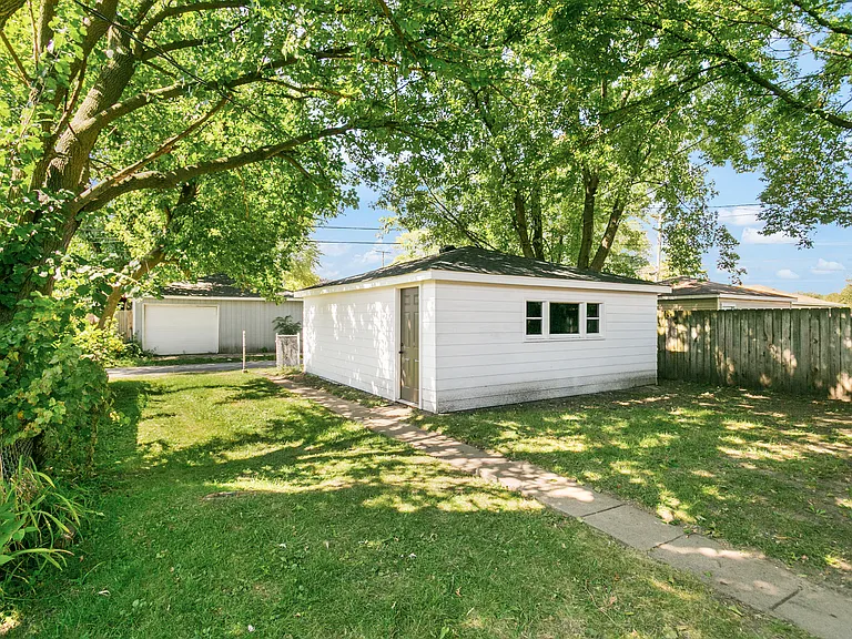 14214 Minerva Ave — Photo 17
