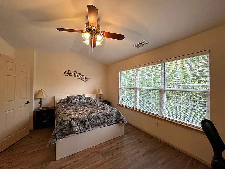 1614 Austin Meadows Dr — Photo 7