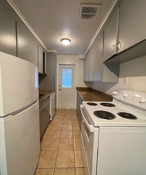 3200 S Edmunds St #8 — Photo 7