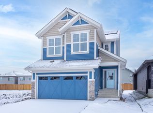 102 Sunland Way, Strathcona County, AB T8H 0Z4