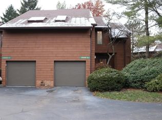 29981 Center Ridge Rd APT D, Westlake, OH 44145