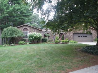 8439 Coldwater Rd, Flushing, MI 48433