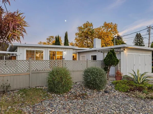 2123 Montgomery Drive, Santa Rosa, CA 95405