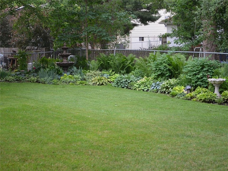 1490 NW 92nd St, Clive, IA 50325 Zillow