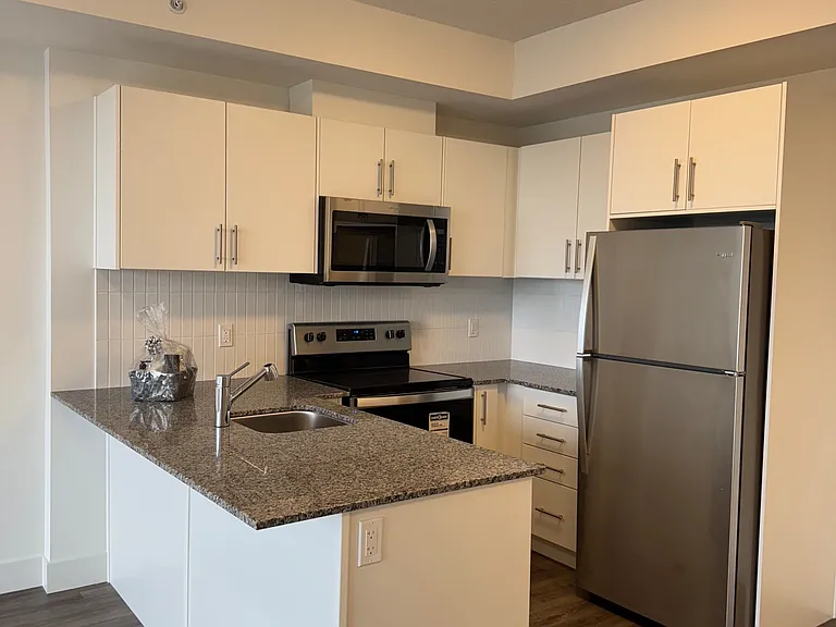 107 Roger St #609 — Photo 12