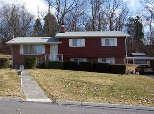 349 Belmont Dr, Bristol, TN 37620