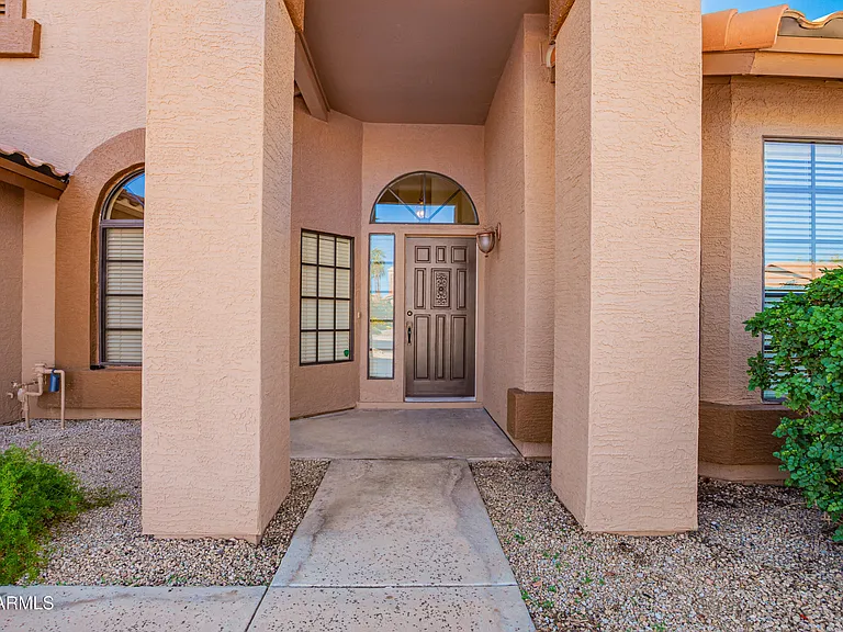 1517 W Islandia Dr — Photo 2