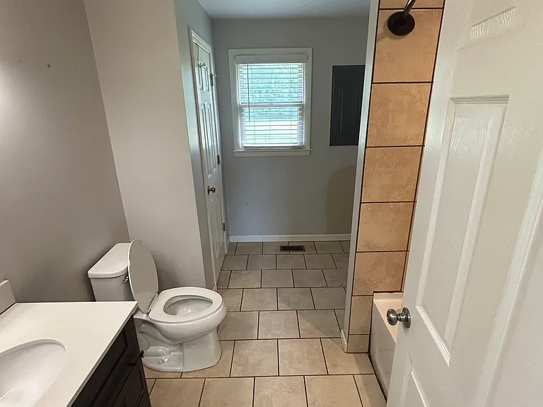 3848 Davis Rd — Photo 5