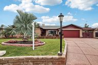 W Ellis St-S1911-001.jpg