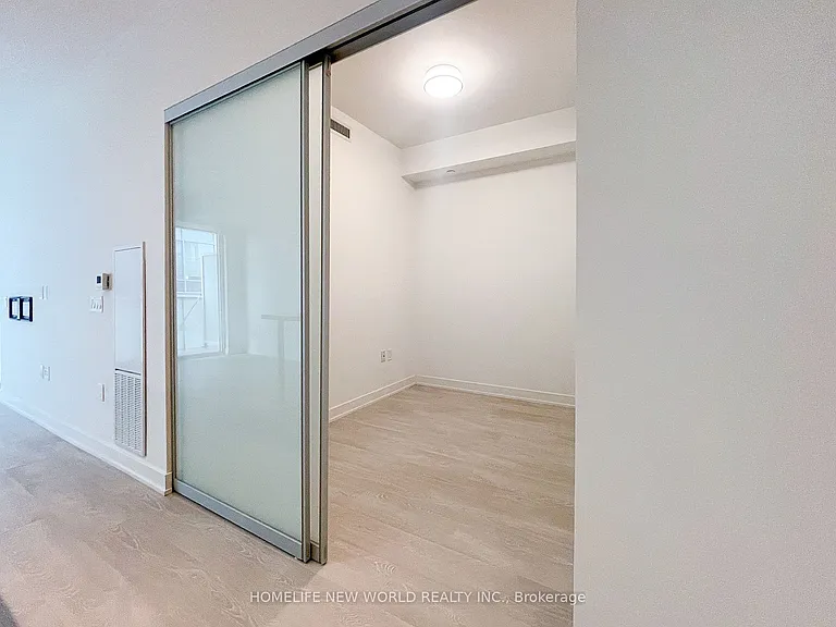 15 Queens Quay E #309 — Photo 18