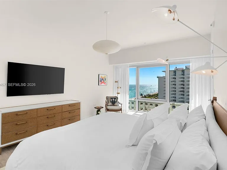 2901 Collins Ave #1204 — Photo 8