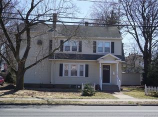 112 W Center St, Manchester, CT 06040