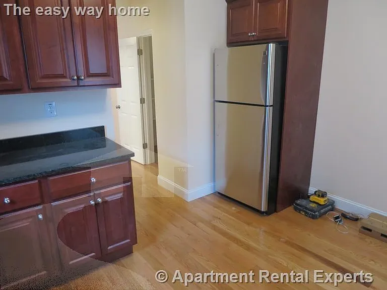 223 Willow Ave #1 — Photo 11