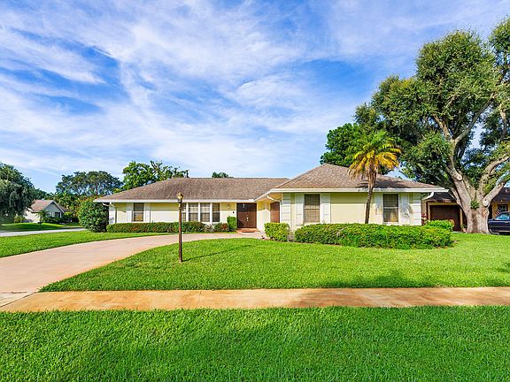 Home For Sale In South Shore