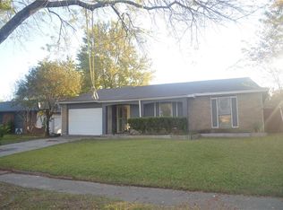 1826 Whitney Dr, Garland, TX 75040