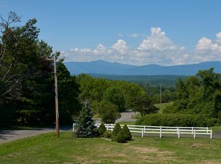 10 Greendale Rd, Hudson, NY 12534