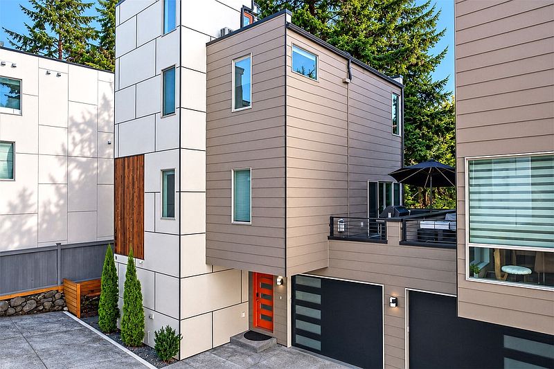 2nd image of 2331 48th Avenue SW #B